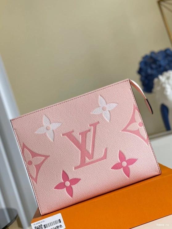 VUITTON POUCH TOILETRY LOUIS 26 0728